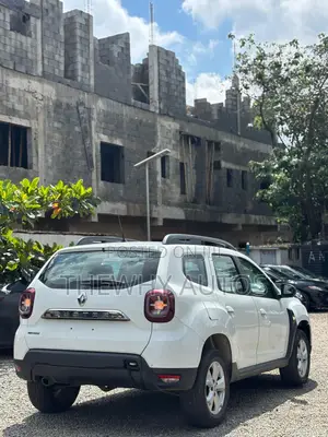 Renault Duster 2018 White