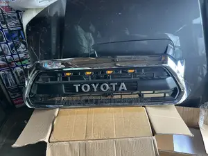 Toyota Tacoma 2012 Front Grill
