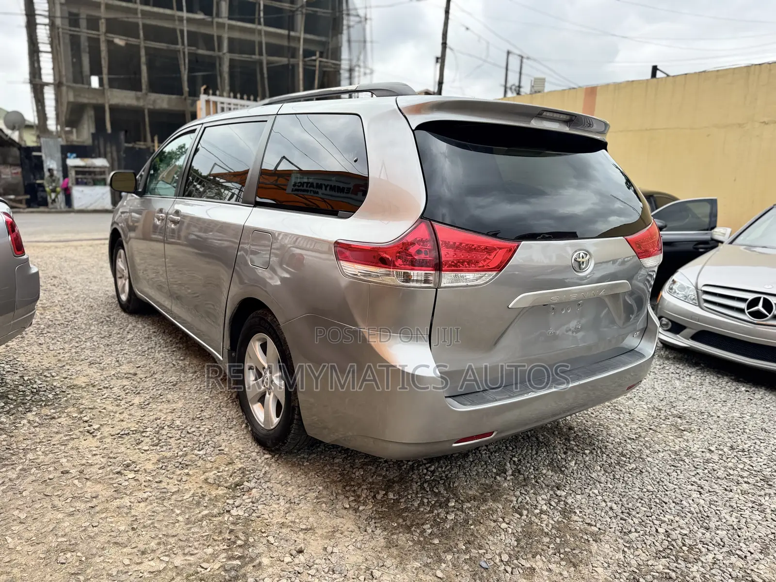 Toyota Sienna LE 7 Passenger 2011 Gray