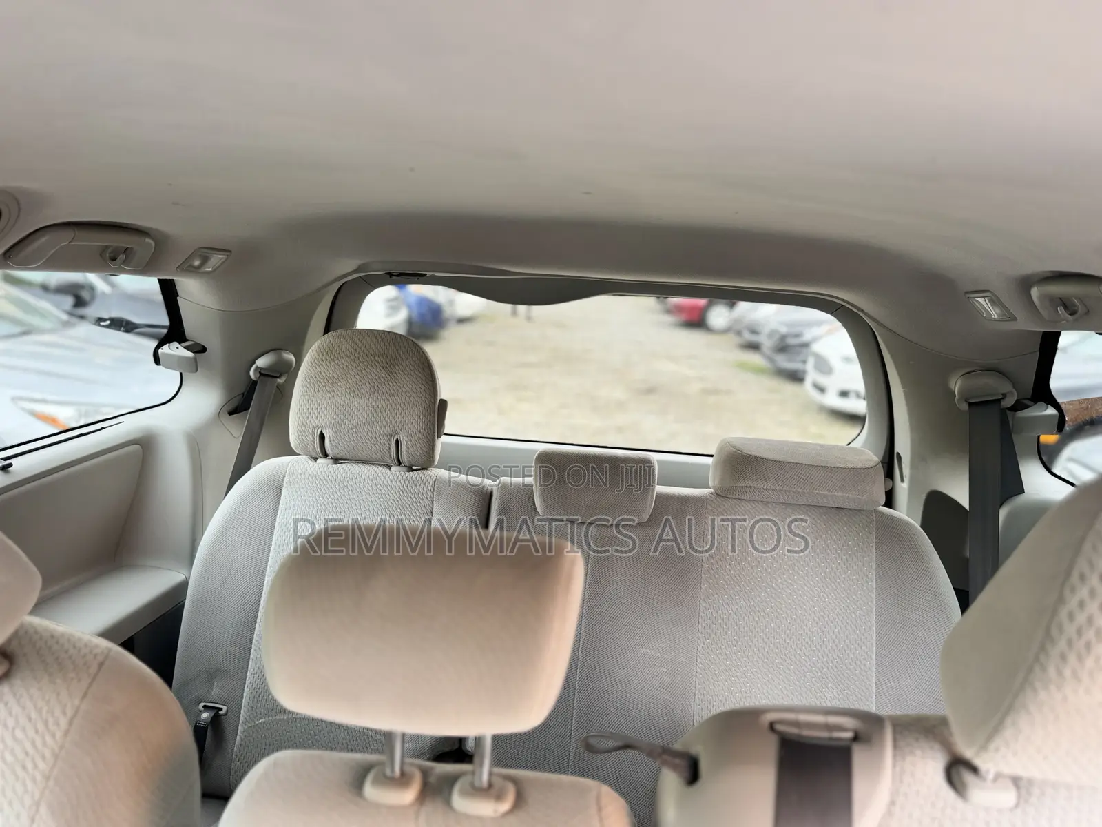 Toyota Sienna LE 7 Passenger 2011 Gray