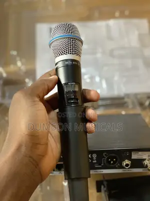 Shure Qlxd4 Digital Wireless Microphone