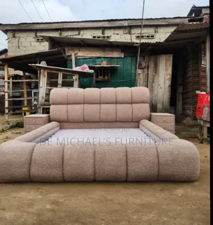 6by6 High Quality Bubble Bedframe With Two Side Drawers Available