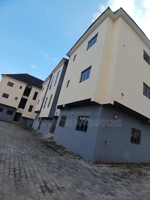 4bdrm Duplex in Guzape District for sale