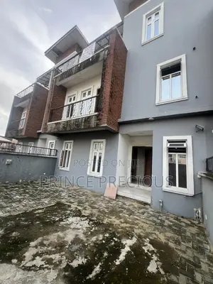 4bdrm Duplex in Lbs Estate, Olokonla for rent