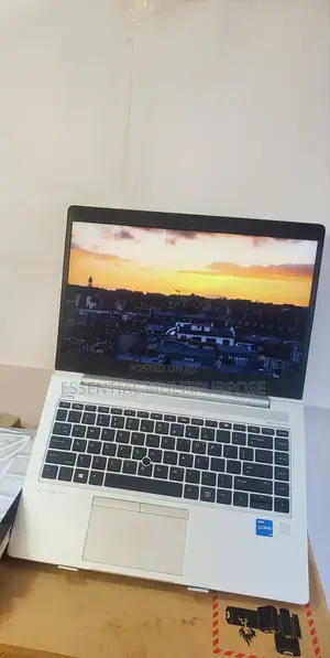 New Laptop HP EliteBook 8560P 8GB Intel Core I5 SSD 512GB
