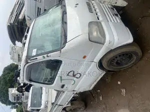 Suzuki Every 2010 White