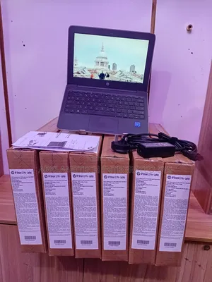 New Laptop HP Stream 14 4GB Intel Celeron SSD 40GB