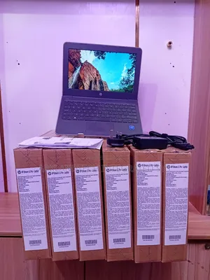 New Laptop HP Stream 14 4GB Intel Celeron SSD 60GB