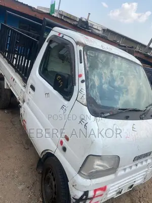 Suzuki Every 2010 White