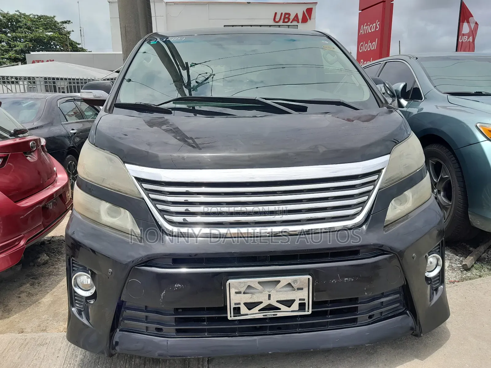 Toyota Vellfire 2014 Black