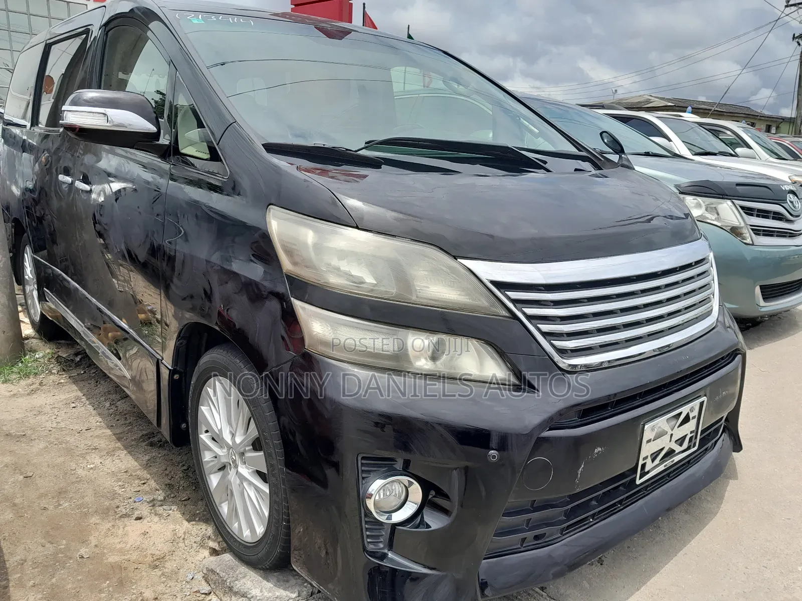 Toyota Vellfire 2014 Black