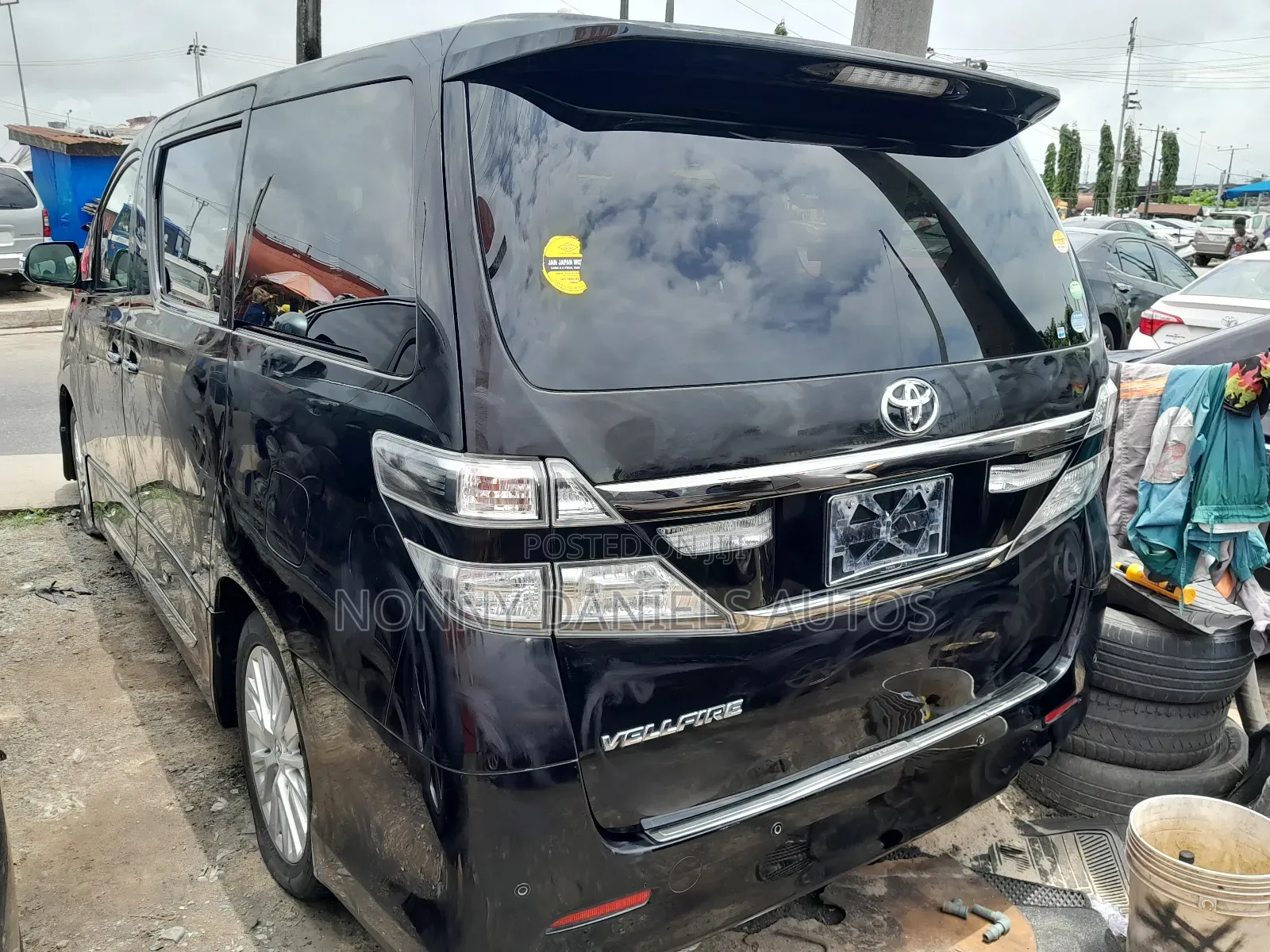 Toyota Vellfire 2014 Black