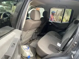 Nissan Xterra X 4x4 2009 Gray