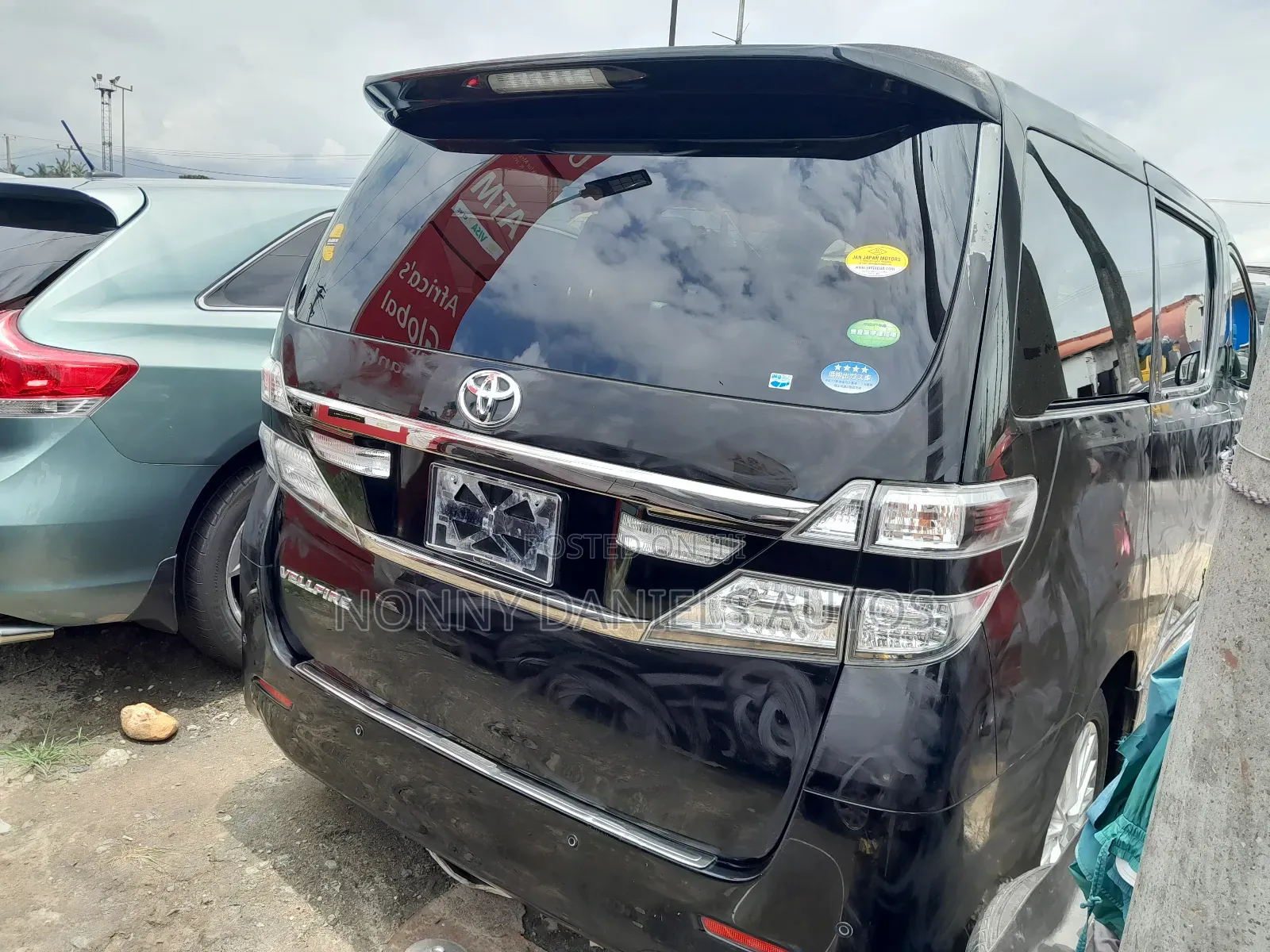 Toyota Vellfire 2014 Black