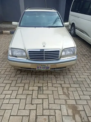 Mercedes-Benz C-Class C 200 CDI (S202) 2001 Gold