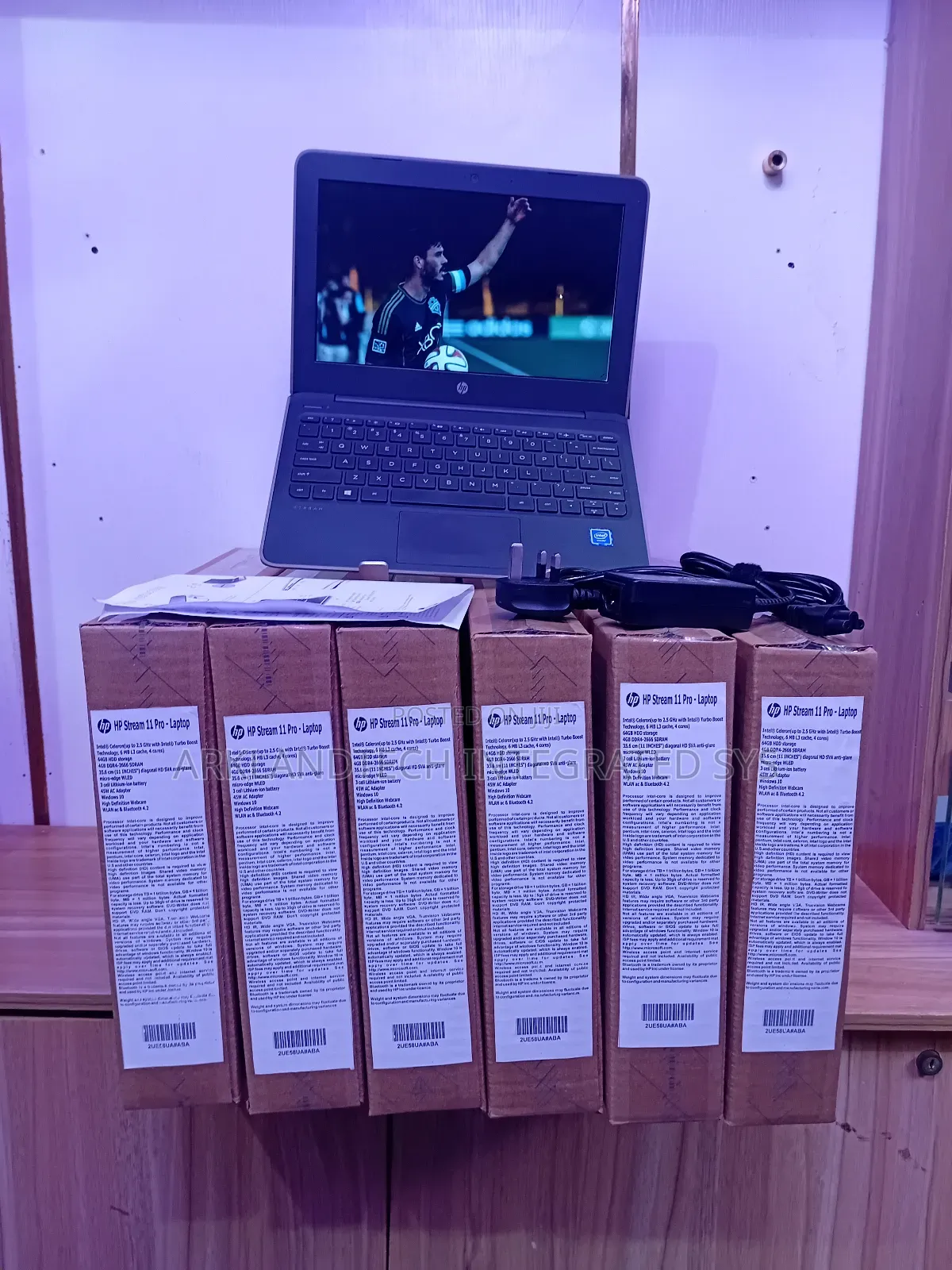 New Laptop HP Stream 14 Pro G3 4GB Intel Celeron SSD 48GB