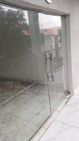 Show Room Glass Door