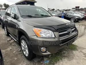 Toyota RAV4 2010