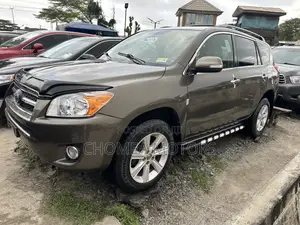 Toyota RAV4 2010