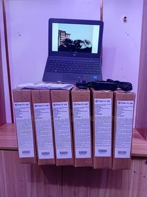 New Laptop HP Stream 14-cb110nr 4GB Intel Celeron SSD 60GB