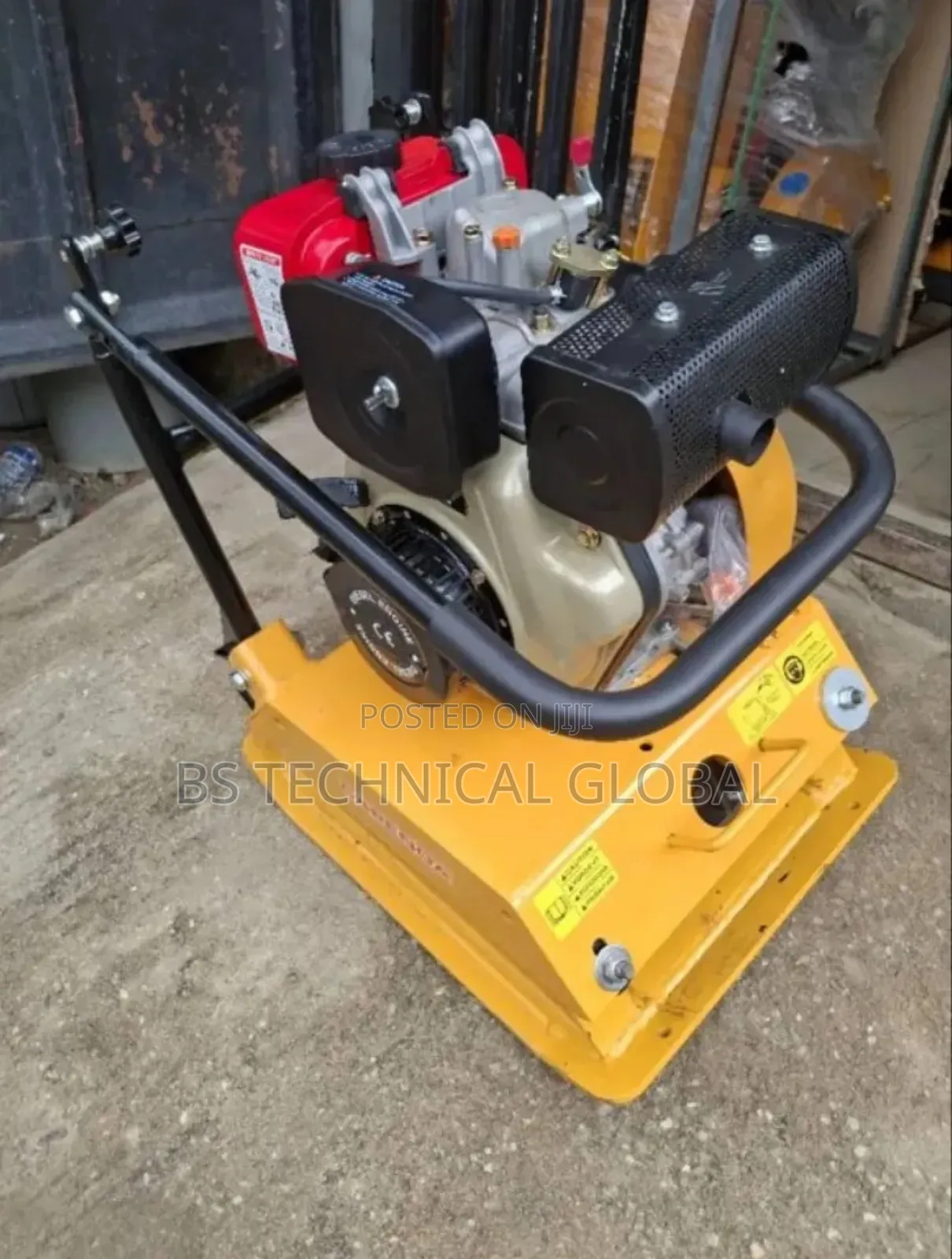 Plate Compactor C-90 Professional