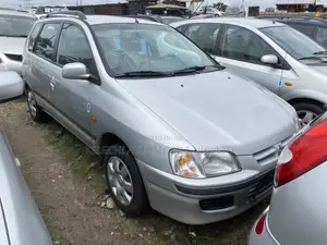 Mitsubishi Spacestar 2004 Silver