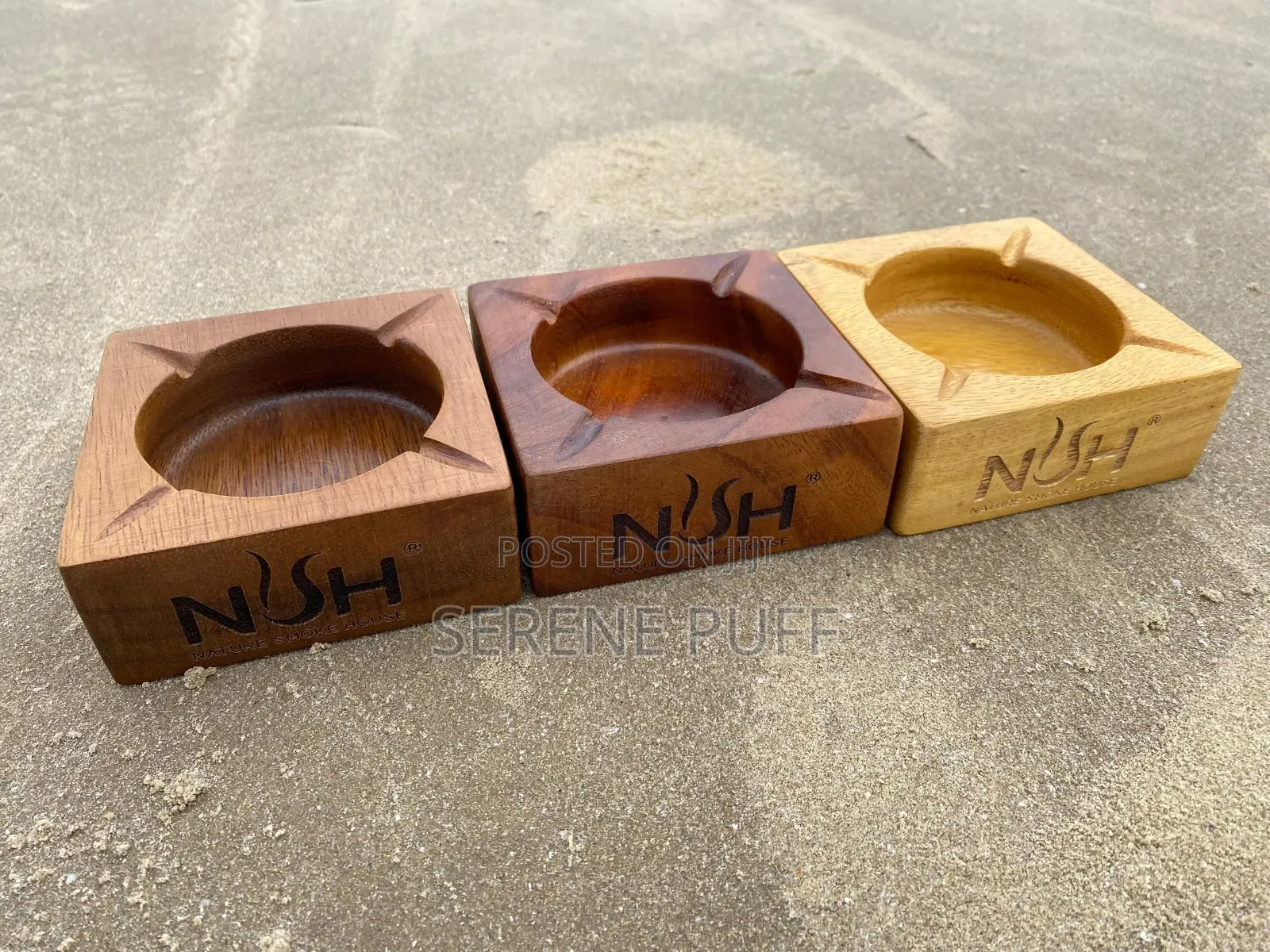 Handcrafted Wooden Ashtray – Natural Stylish