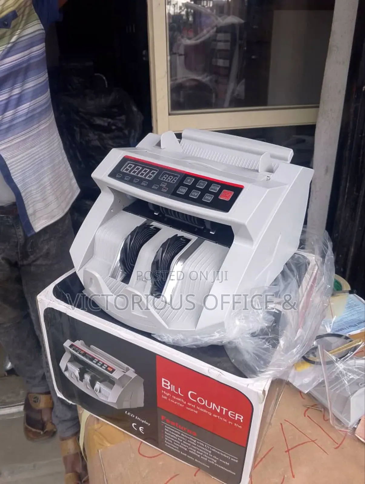 Bill Counter Machine With Fake Note Detector