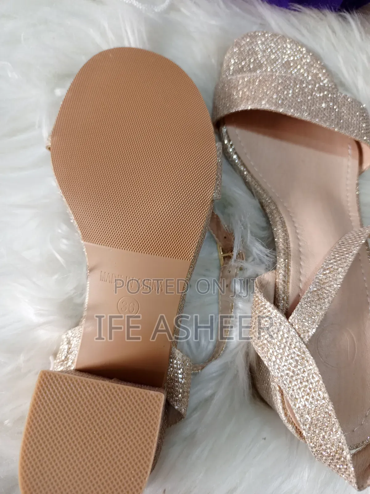 Ladies Gold Shoe - Size 36