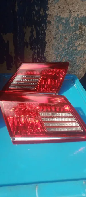 Back Light Es 350