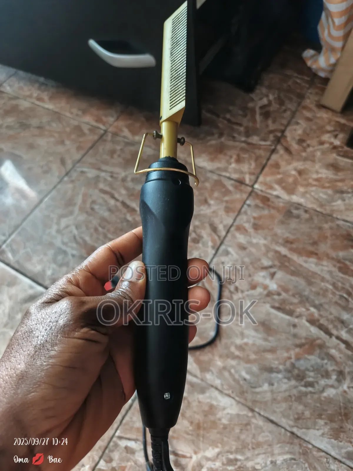Hot Comb Use for Styling