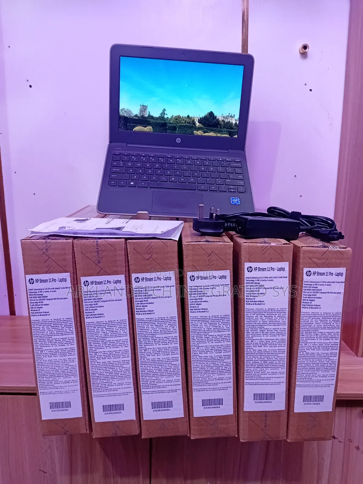 New Laptop HP Mini 2140 4GB Intel Celeron SSD 40GB
