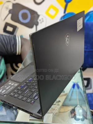 Laptop MSI GS66 Stealth 10SGS 32GB Intel Core I9 SSD 1T