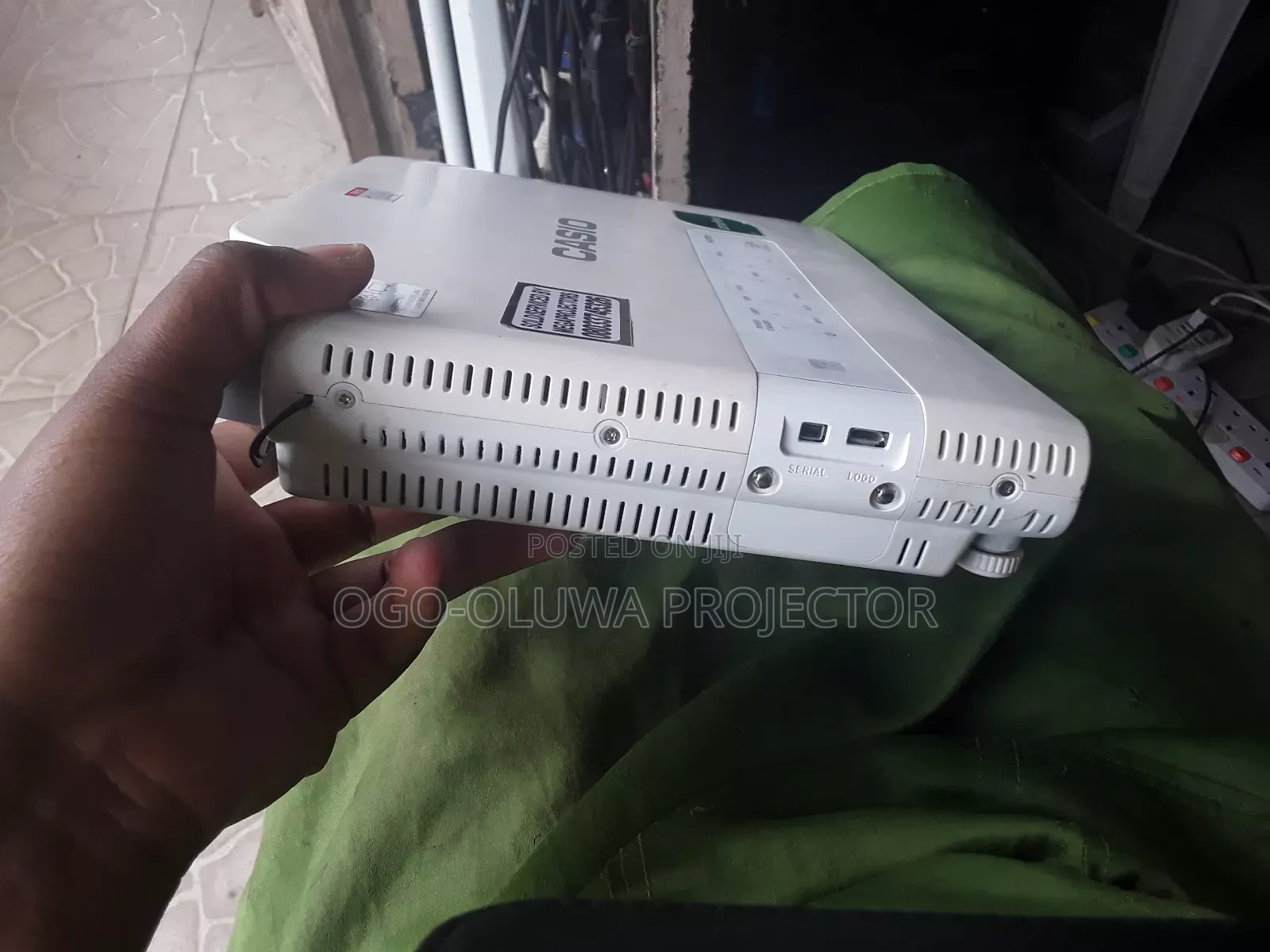 Latest Flat Casio Multimedia Projector for Schools and Churches