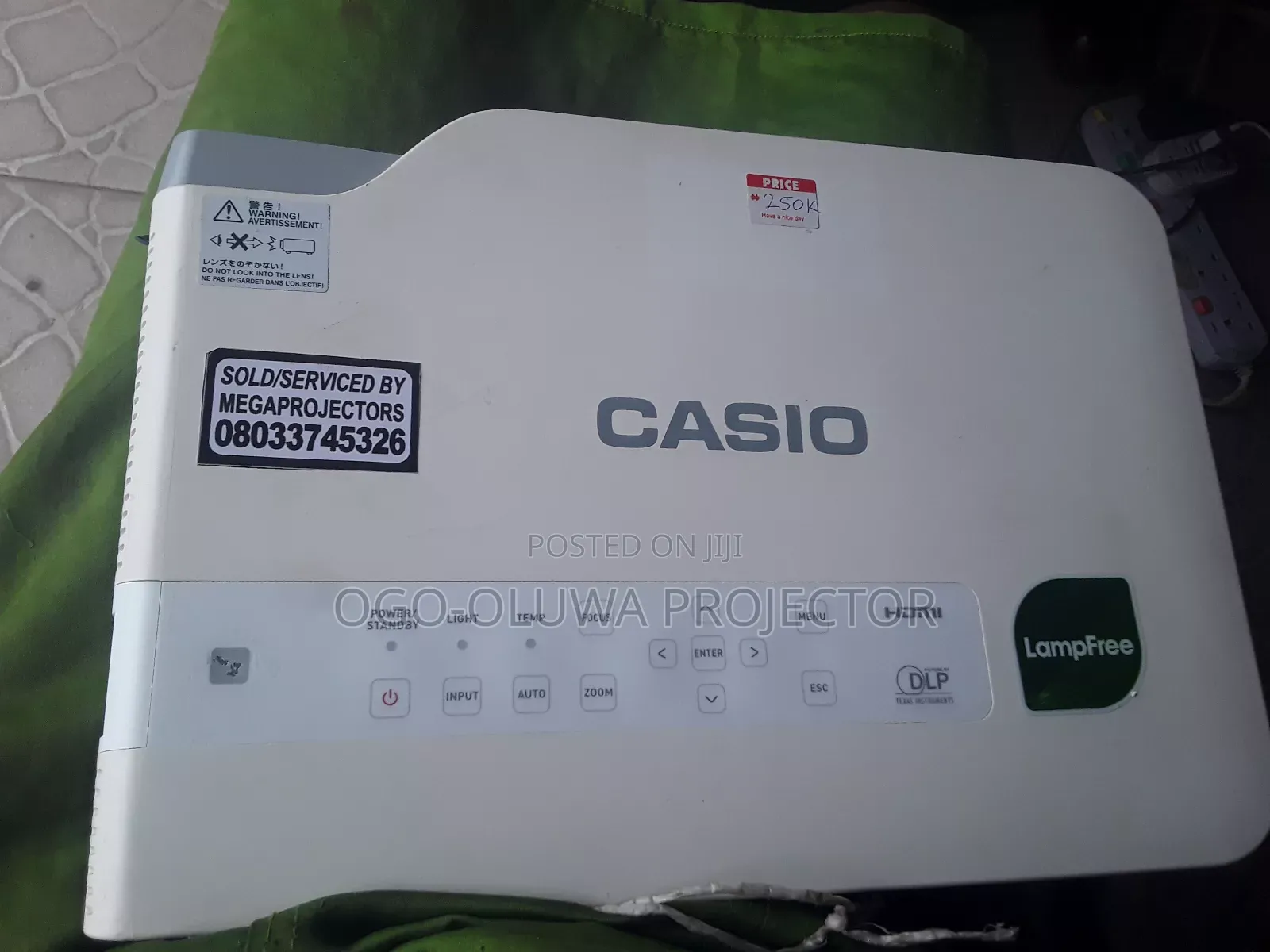 Latest Flat Casio Multimedia Projector for Schools and Churches