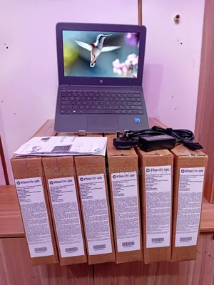 New Laptop HP Mini 5101 4GB Intel Celeron SSD 72GB