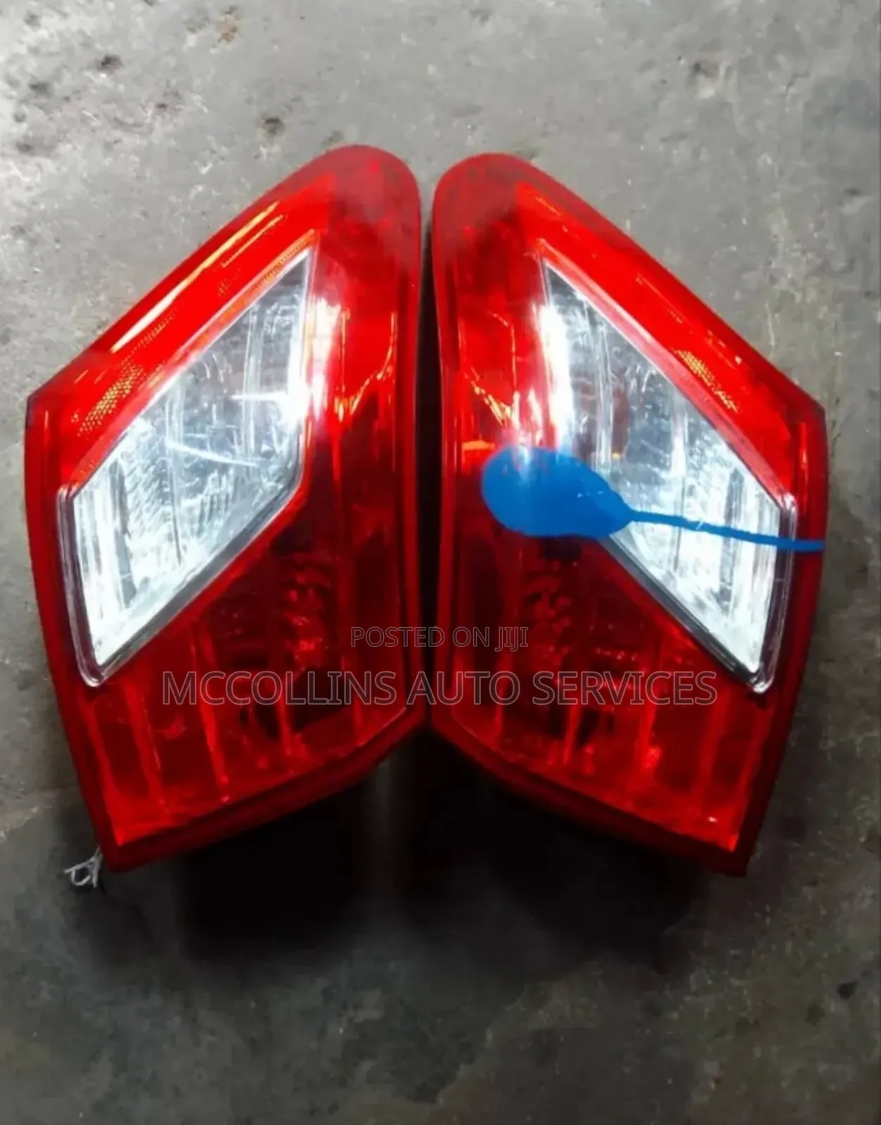 2008 Es 350 Rear/ Backlight