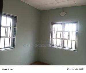 2bdrm Bungalow in Hassan Block, Ibadan for rent