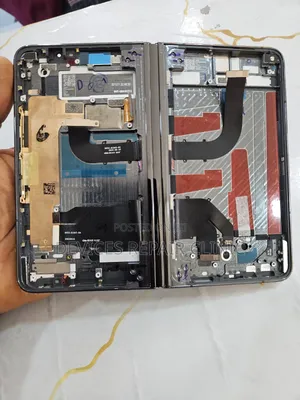 Google Pixel Fold 1 Inner Screen - Follow Come
