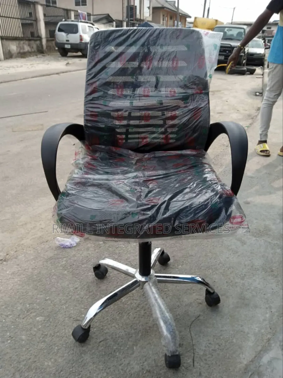 Leather Office Chair Without Headrest
