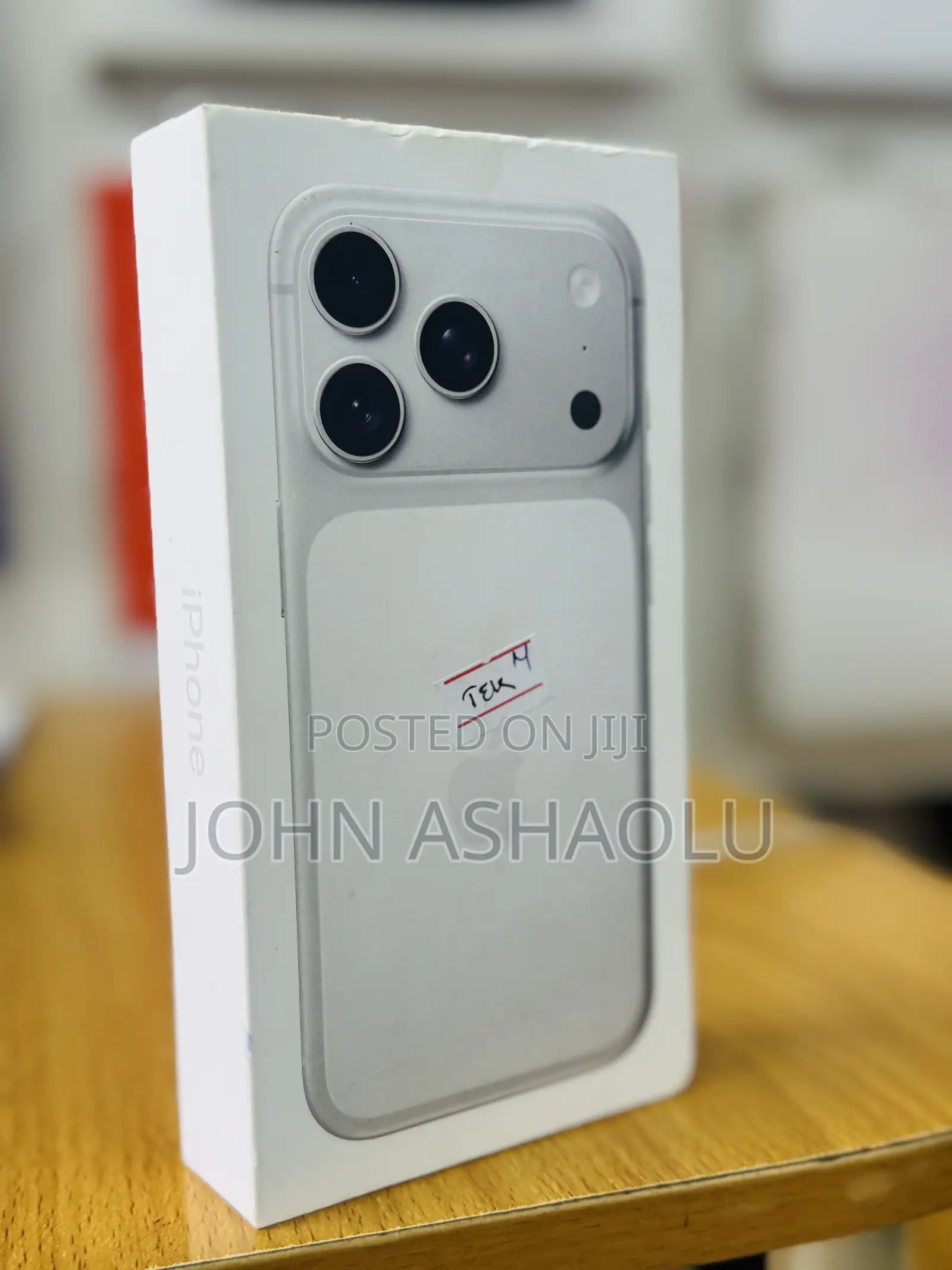 New Apple iPhone 17 Pro Max 256 GB White