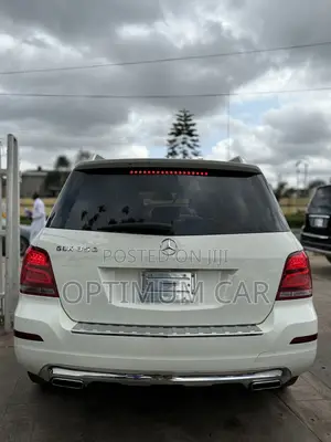 Mercedes-Benz GLK-Class 350 4MATIC 2011 White