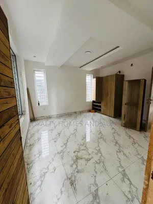 4bdrm Townhouse/Terrace in Adeniyi Jones Ikeja for sale