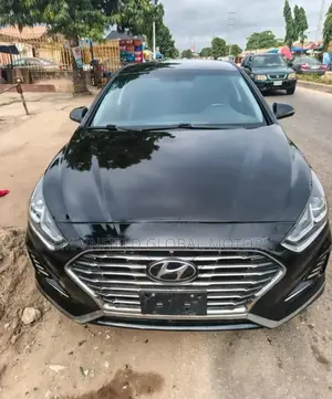 Hyundai Sonata Limited 2.0T Seban (2.0L 4cyl 6A) 2017 Black