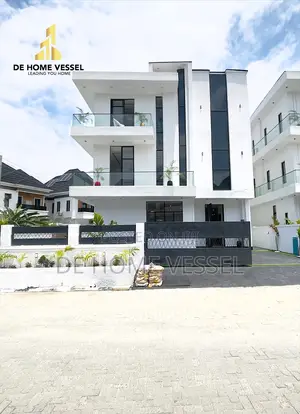 5bdrm Duplex in Lekki for sale
