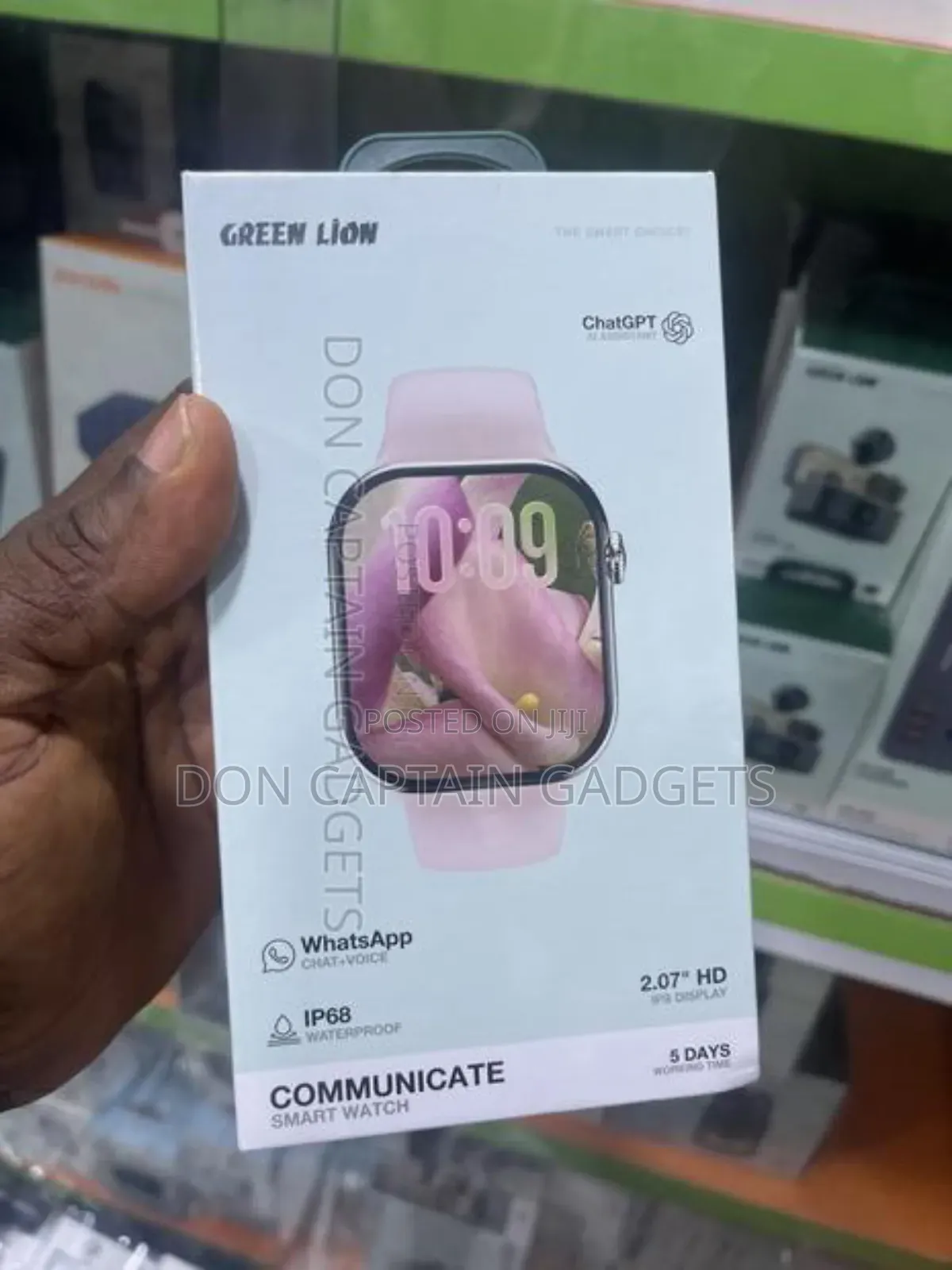 Green Loin Smart Watch Communicate