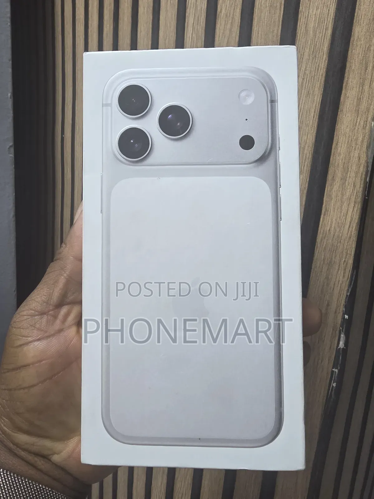 New Apple iPhone 17 Pro Max 256 GB Silver