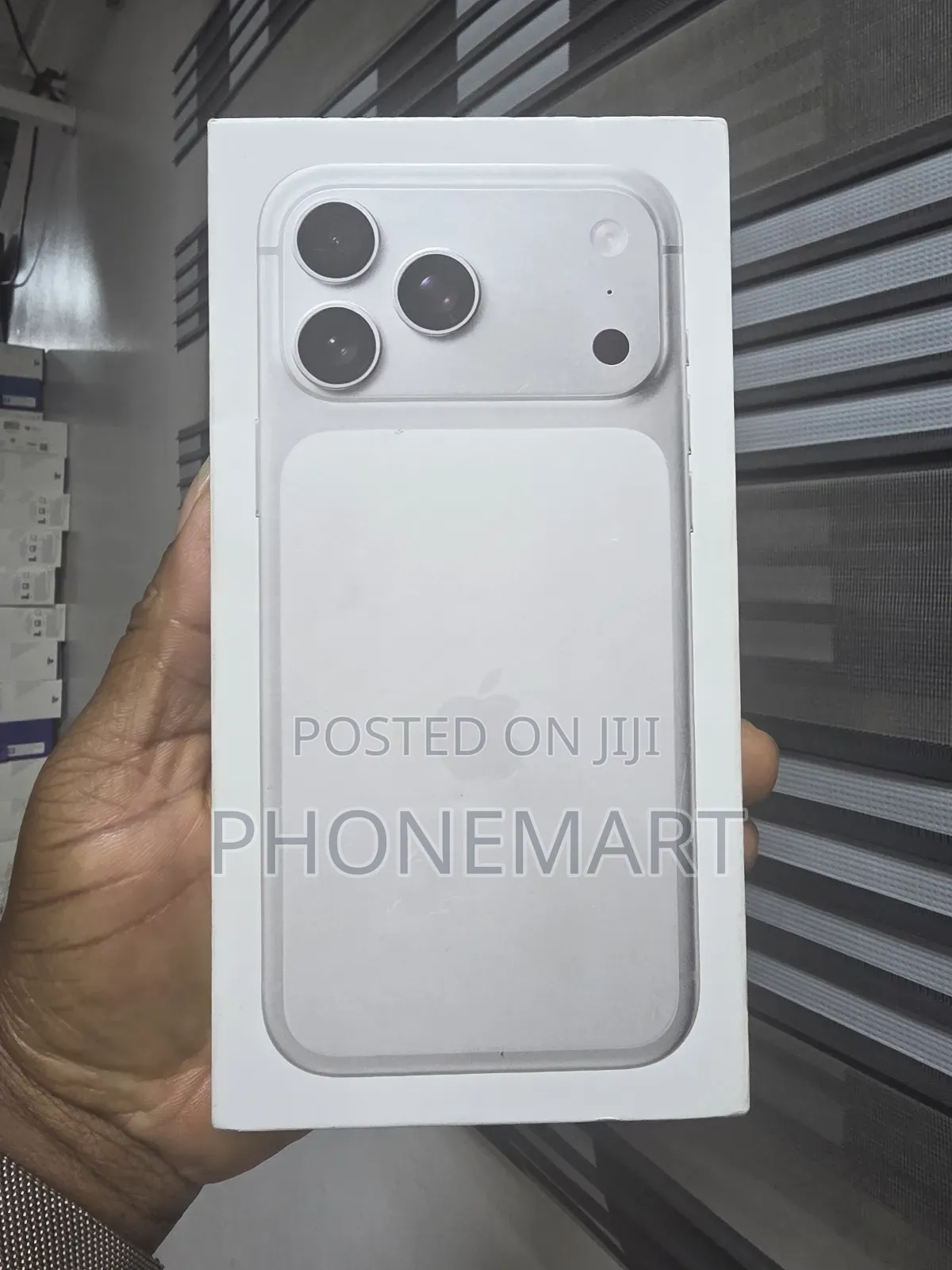 New Apple iPhone 17 Pro Max 256 GB Silver