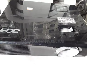 Ogbonge Acer P1276 Multimedia Projector