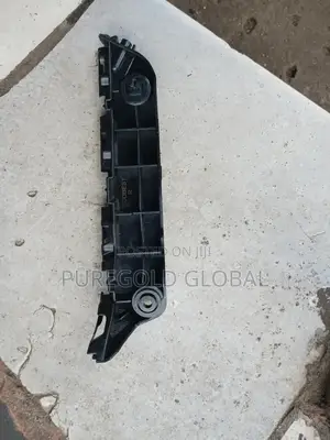Bumper Clip for Venza